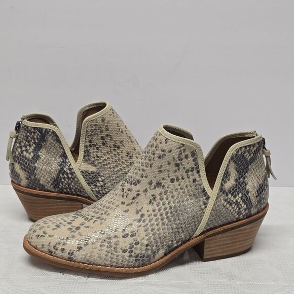 Sofft Shoes - Sofft Abena Snakeskin Python Embossed Genuine Leather Ankle Boots Booties 9.5